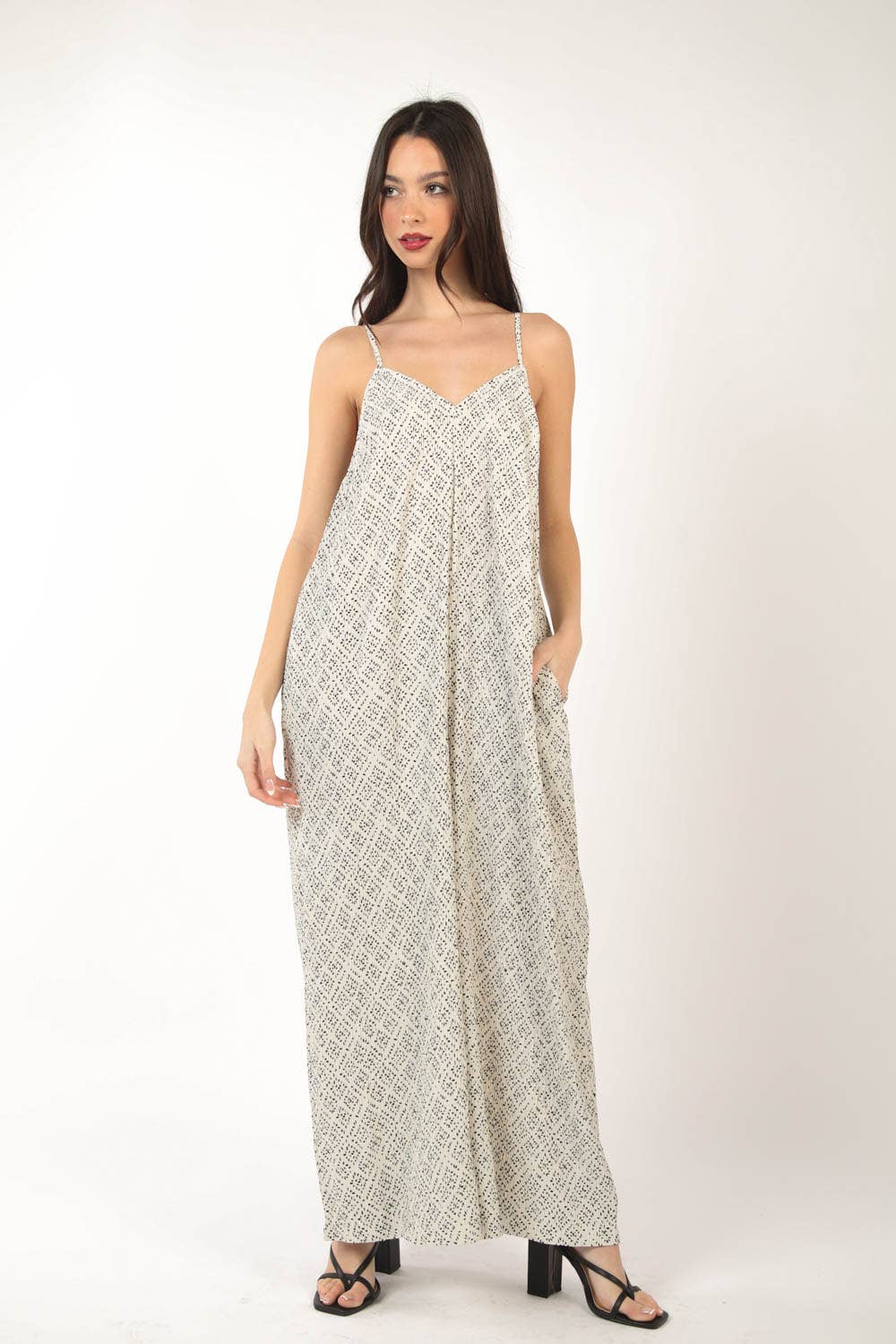 Sleeveless Pleated Wide Leg Jumpsuit w/ Pockets